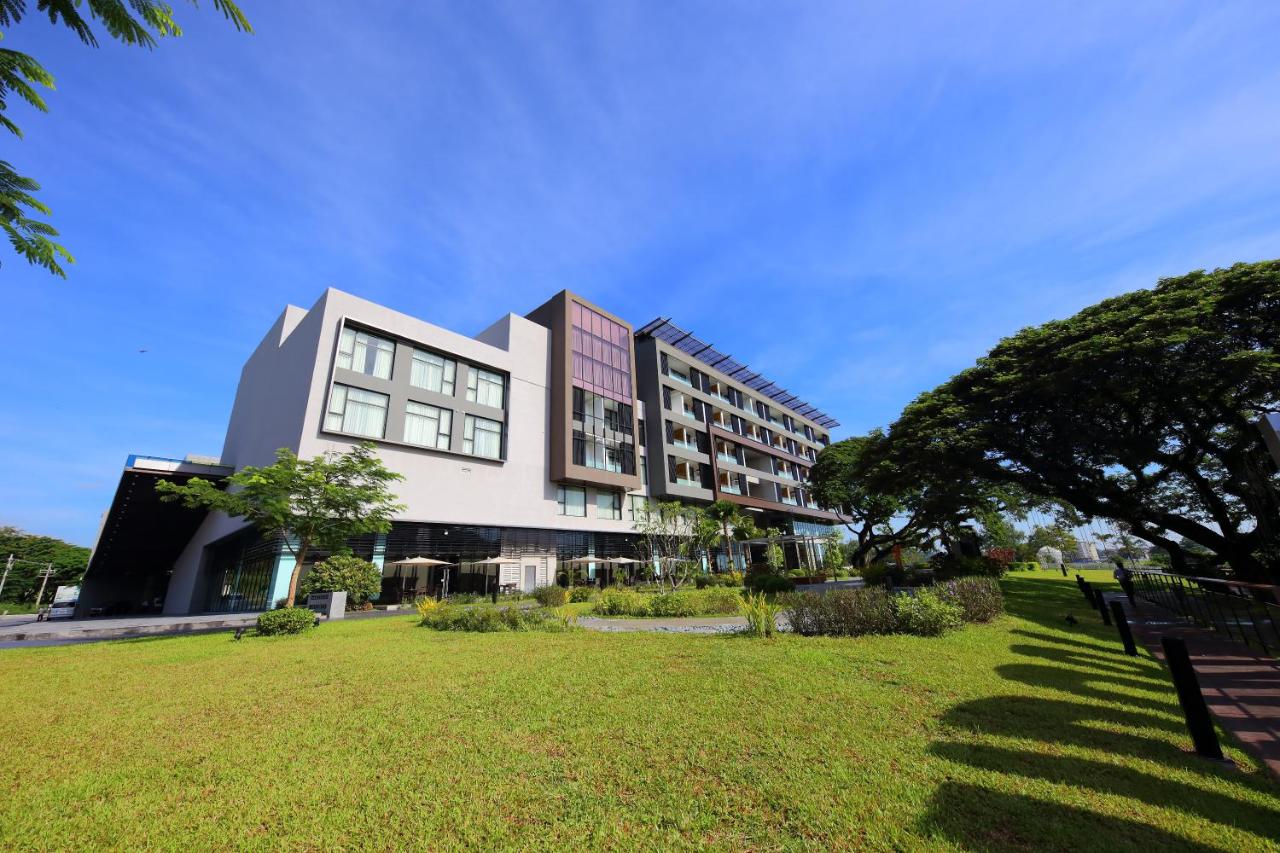 Midori Hotel and Casino | Philippines Hotel