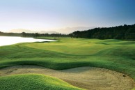 Lung Tan Golf & Country Club - Green